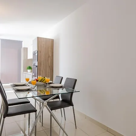 Private Penthouse * San Giuliano